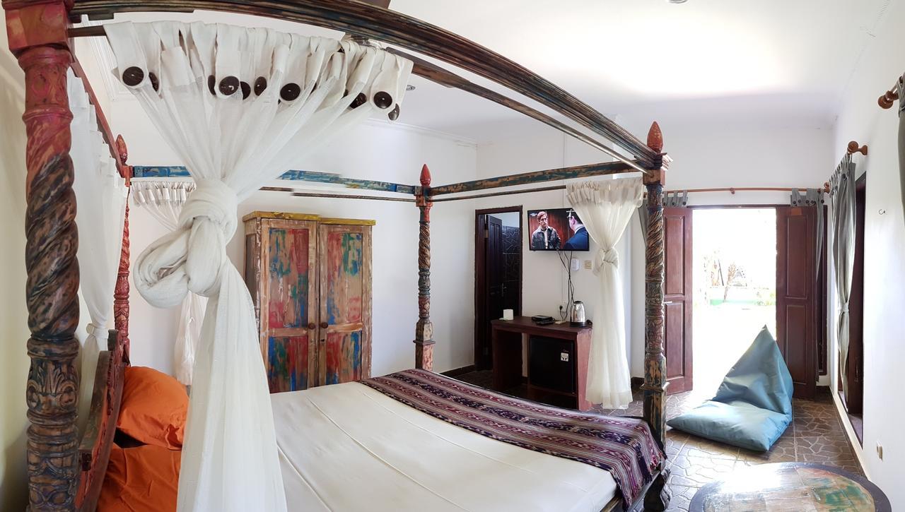 Lunar Dive Resort Tulamben  Ngoại thất bức ảnh