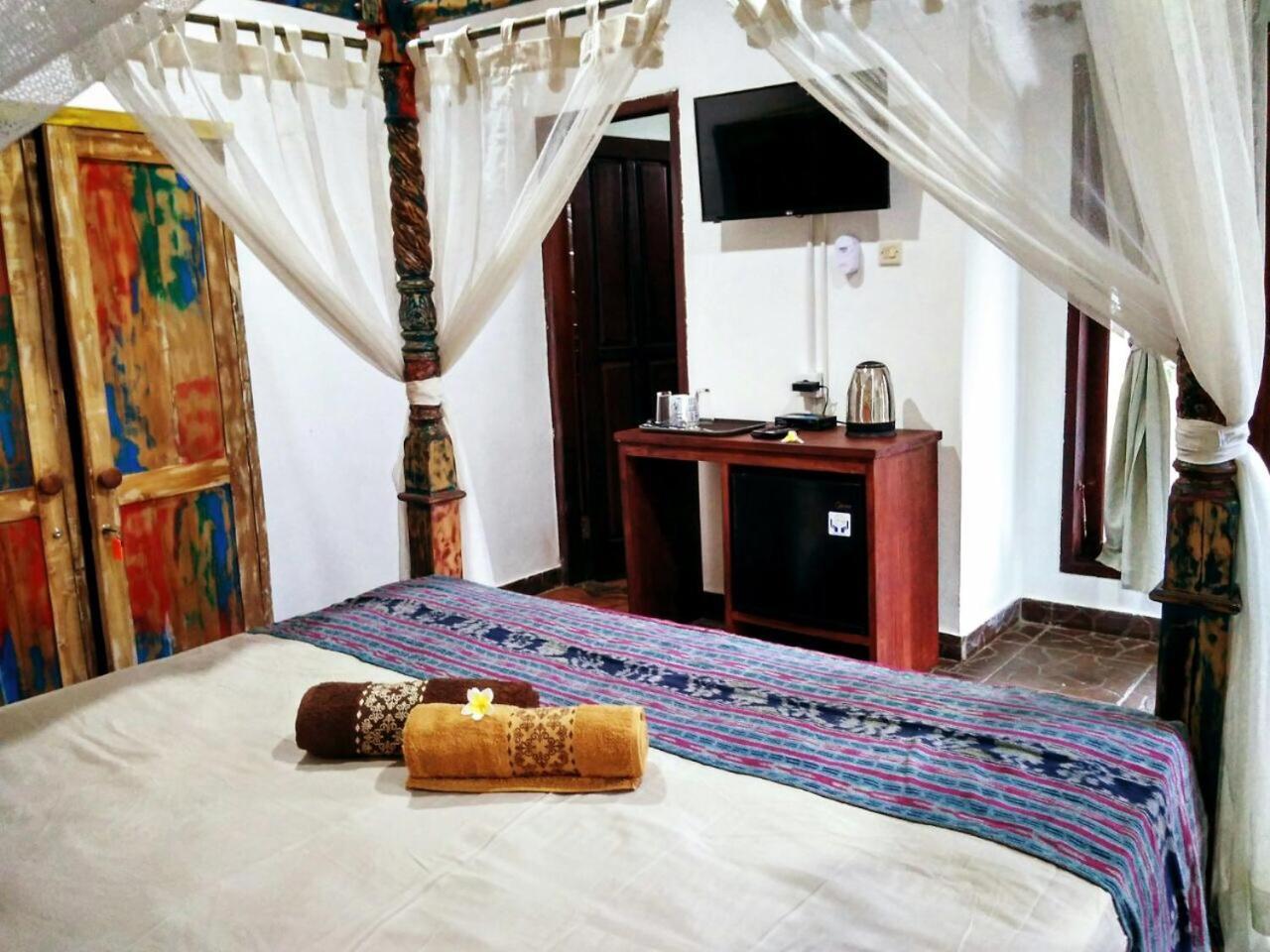 Lunar Dive Resort Tulamben  Ngoại thất bức ảnh